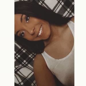 Meet your Posher, Alisha